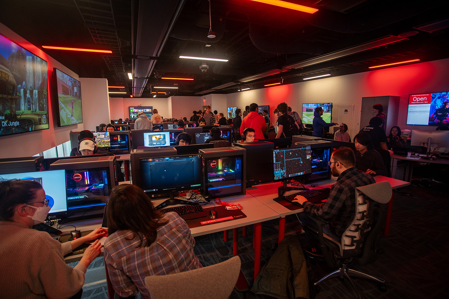 The Gaming and Esports Lab at the Hunt Library