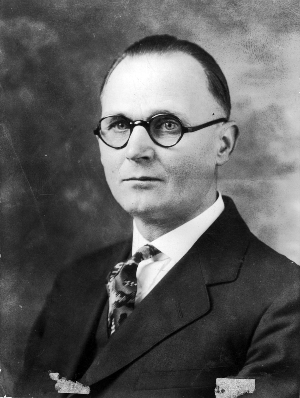 Dr. Julius V. Hofmann portrait