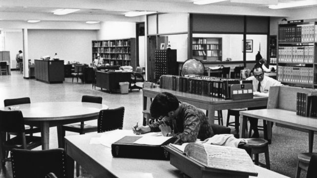 Study and reference area, D. H. Hill Jr. Library