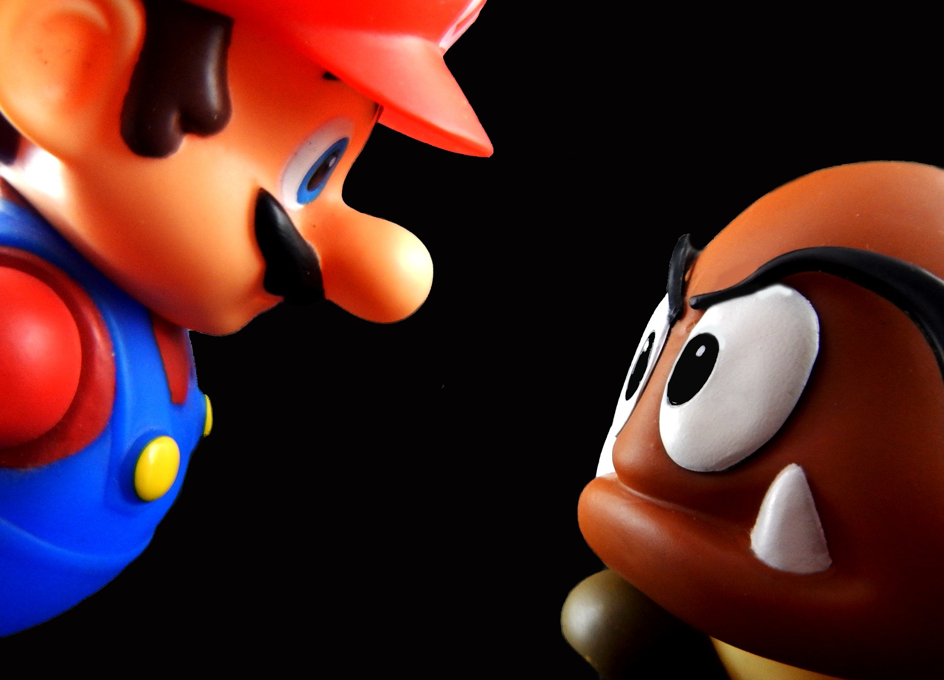 Mario and a goomba facing off!